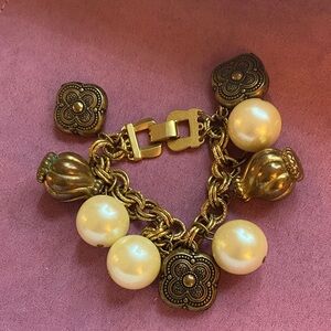 Vintage Gold and Pearl Bracelet
